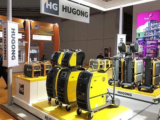 进博会首日亚美AM8AG意大利CEA展位展品亚美AM8AGCEA数字化焊机