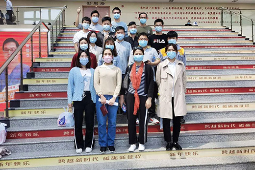 上；；；Ｑ敲繟M8AG组织开展无偿献血活动